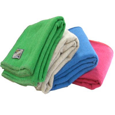 Knee rugs and blankets